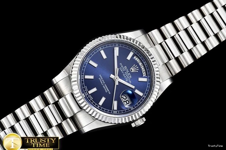 0703 RDD0215E – DayDate 36mm Tailored 688